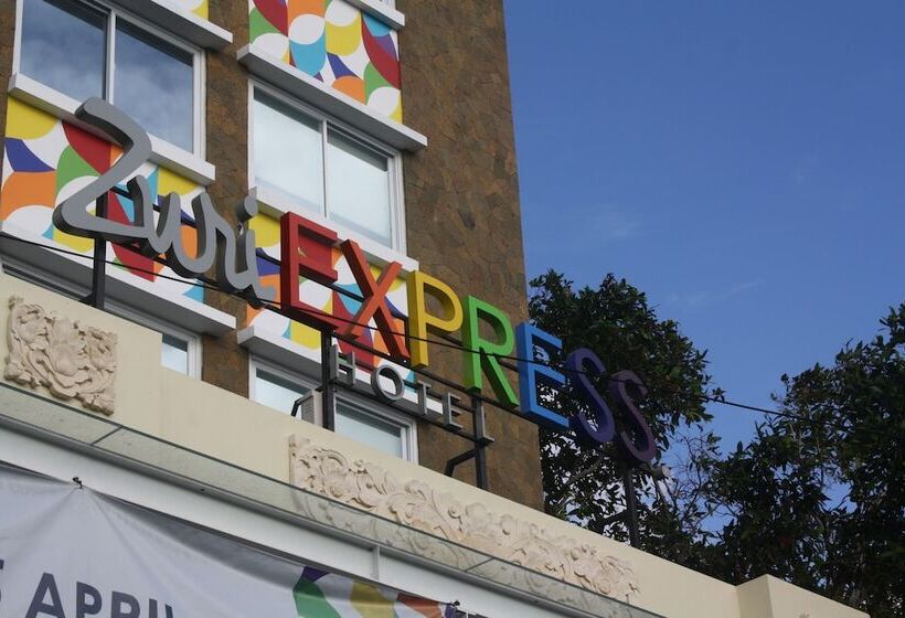 ホテル Zuri Express Jimbaran