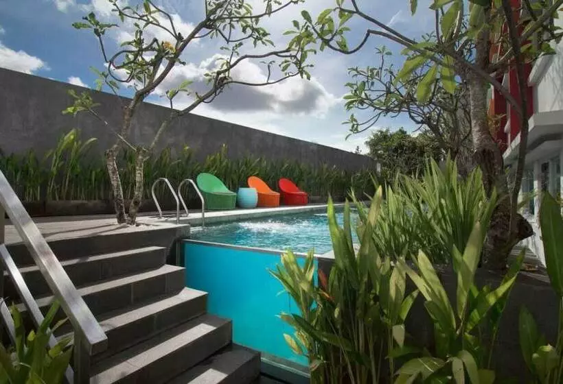 Hotelli Zuri Express Jimbaran