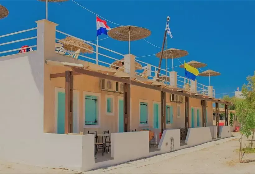 هتل Santorini Camping Rooms