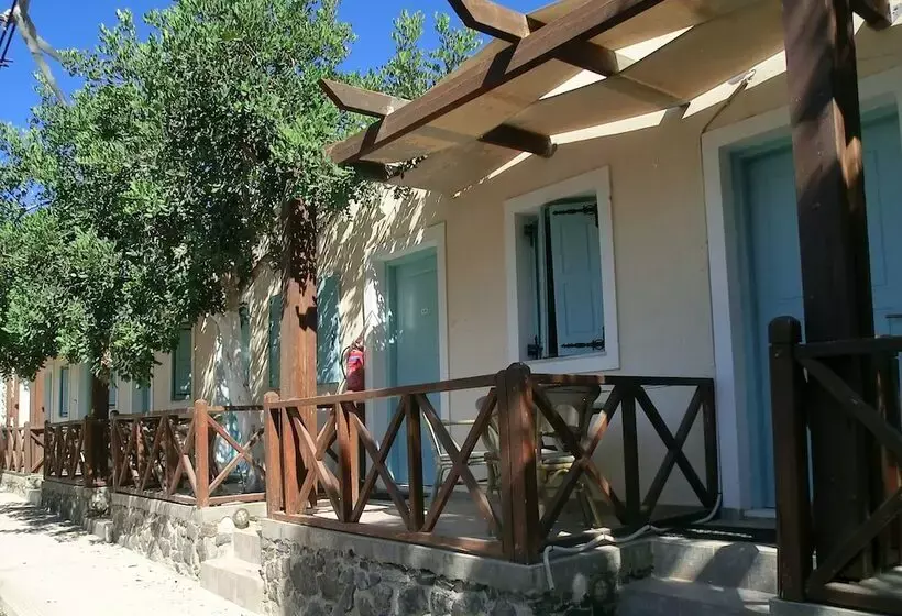 هتل Santorini Camping Rooms