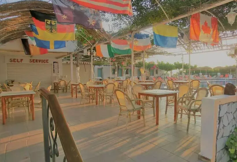 هتل Santorini Camping Rooms