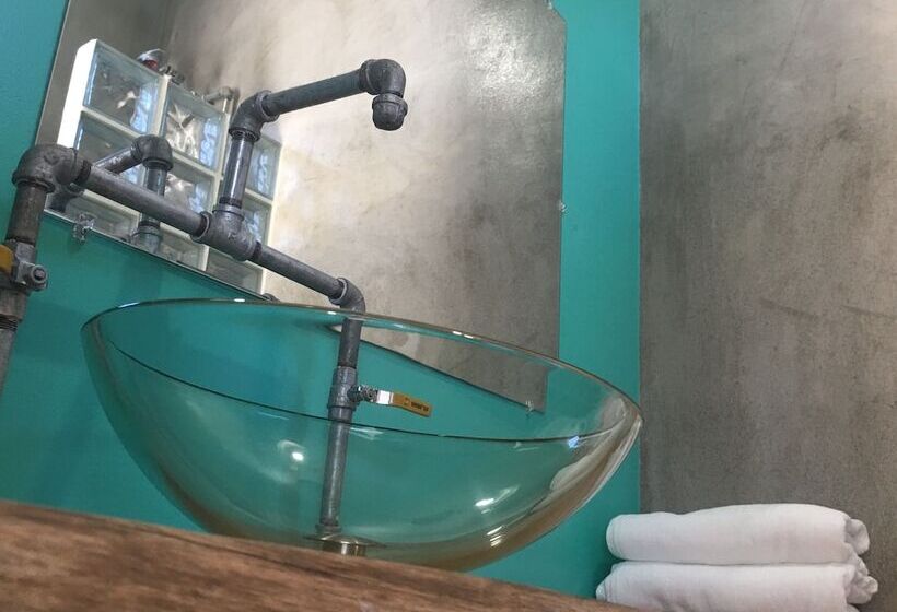 Crash Pad Adventure Hostel