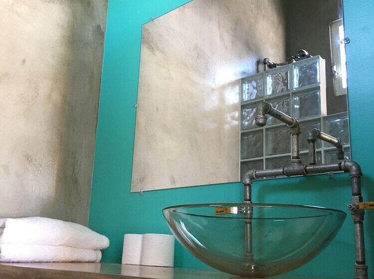 Crash Pad Adventure Hostel