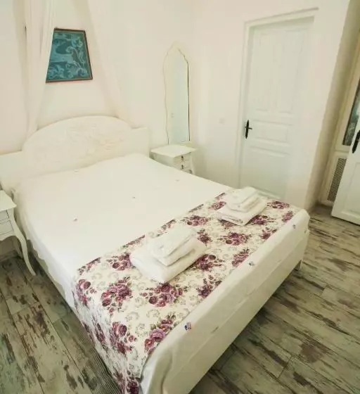 Hotelli Aişem By Hire