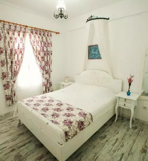 Hotelli Aişem By Hire