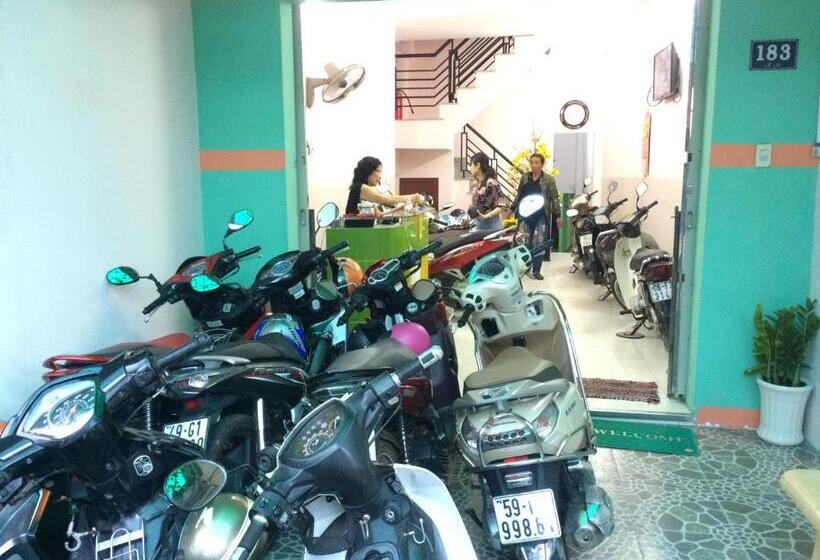 هتل Hanh Huong Hostel