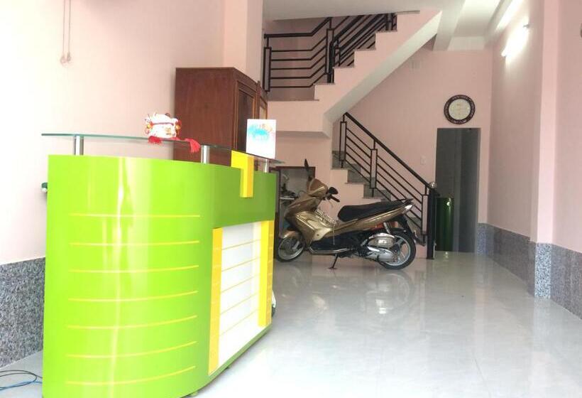 هتل Hanh Huong Hostel