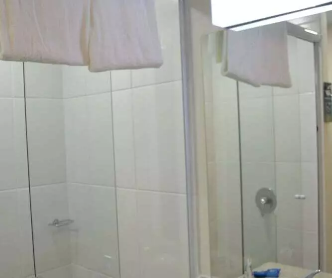 ホテル Ibis Budget Divinopolis