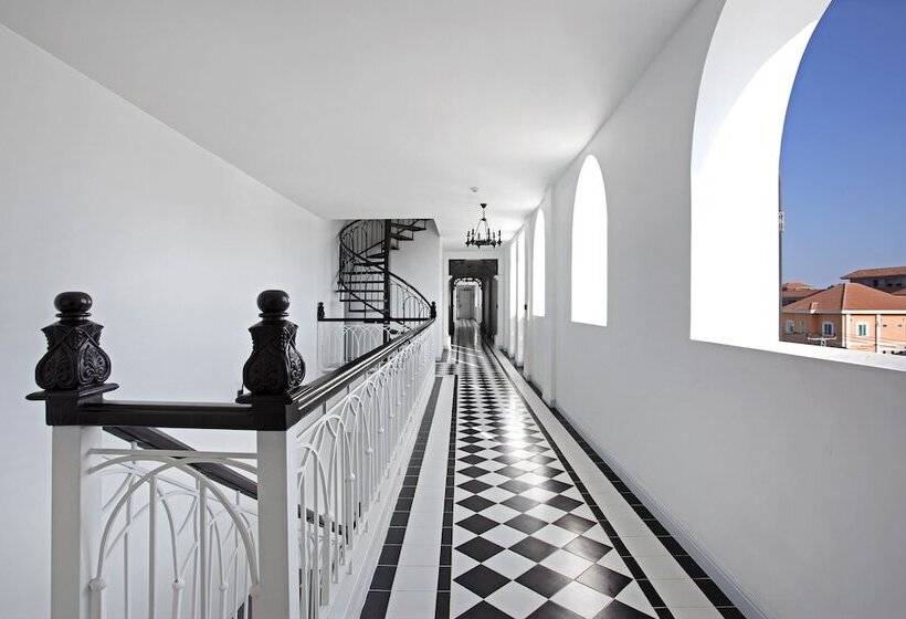 בית מלון כפרי Le Thatluang D Or Boutique