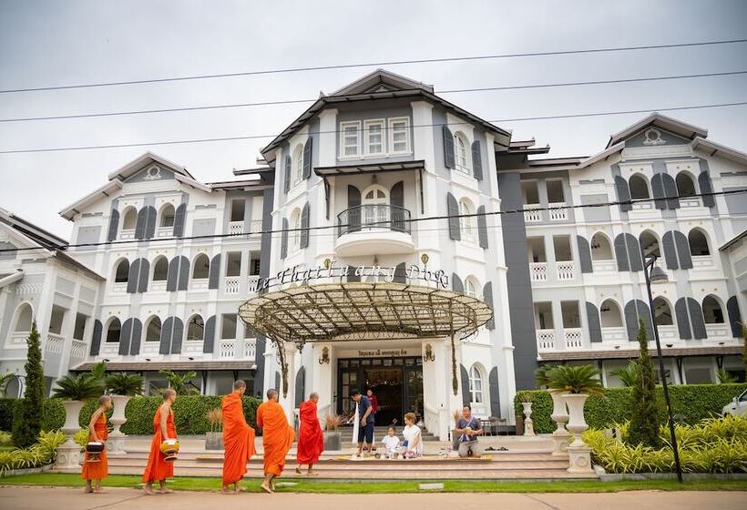 בית מלון כפרי Le Thatluang D Or Boutique