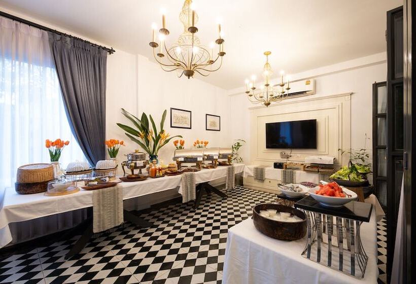 בית מלון כפרי Le Thatluang D Or Boutique