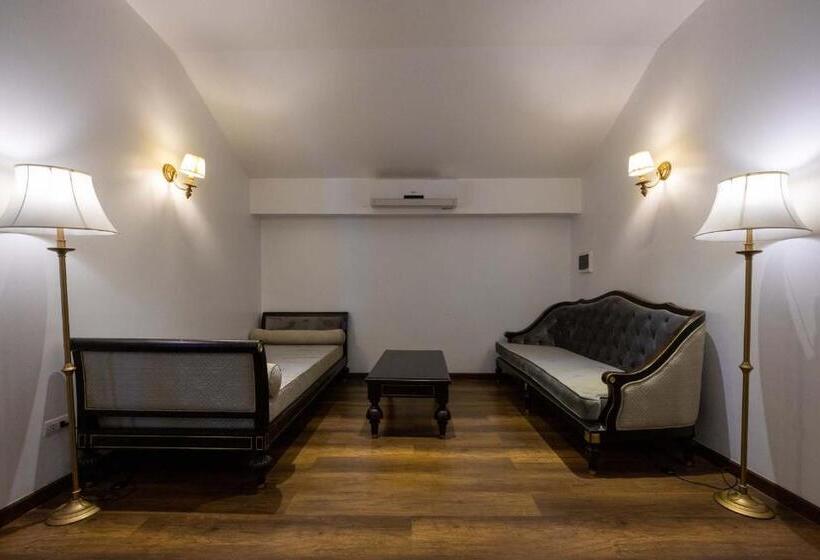 בית מלון כפרי Le Thatluang D Or Boutique