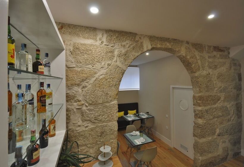 هتل Porto Charming