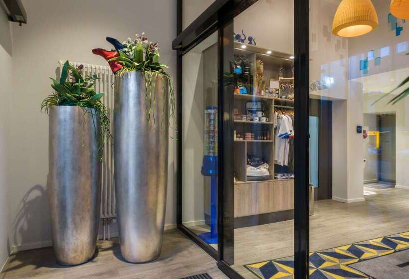 هتل Holiday Inn   The Niu, Welly Kiel, An Ihg