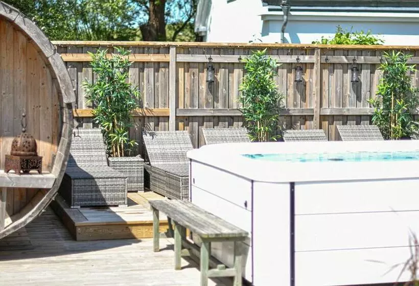 Kåseberga Gårdshotell & Spa