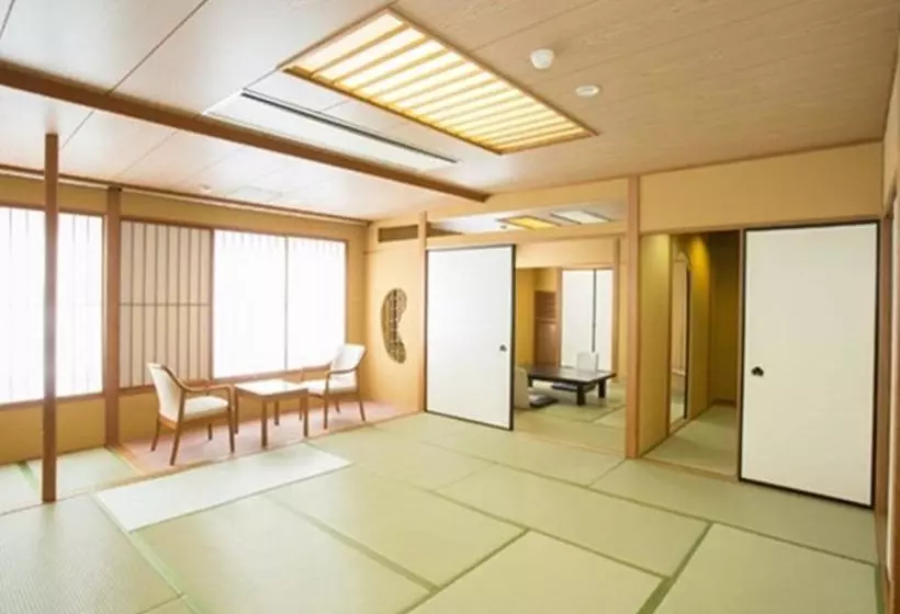 旅館 Itoen  Asamanoyu