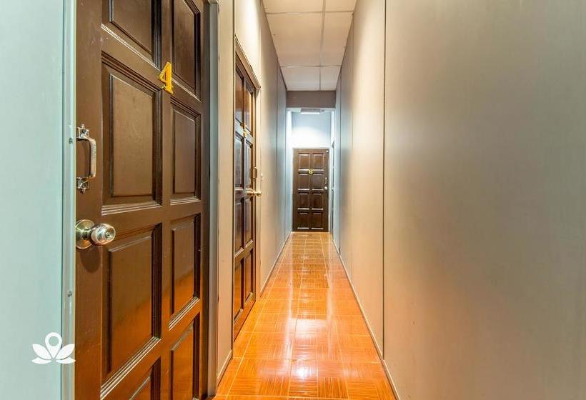 Zen Rooms Nabil Nabila Motel