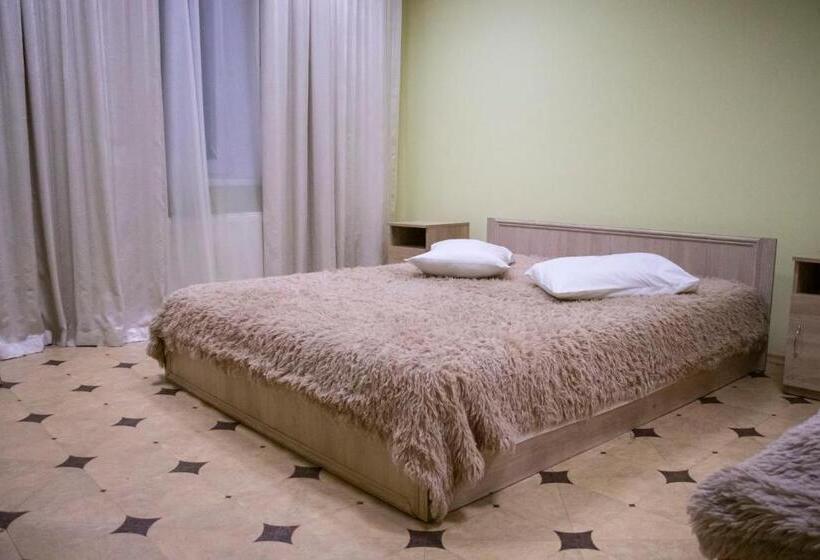 هاستل Arcobaleno Home