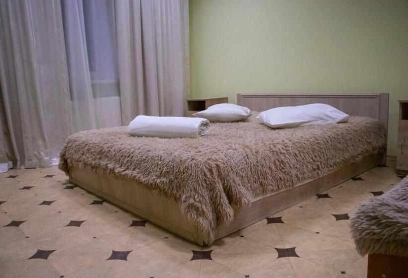 هاستل Arcobaleno Home