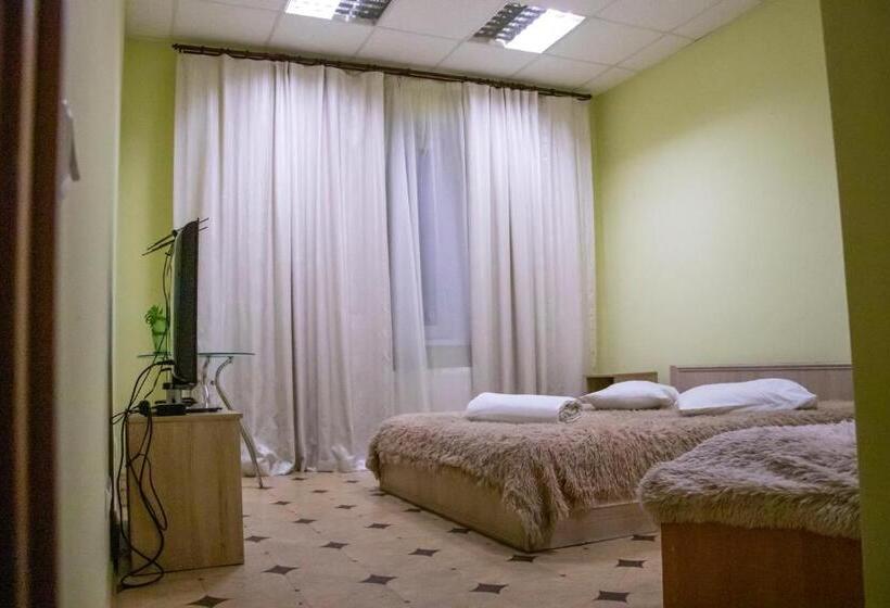 هاستل Arcobaleno Home