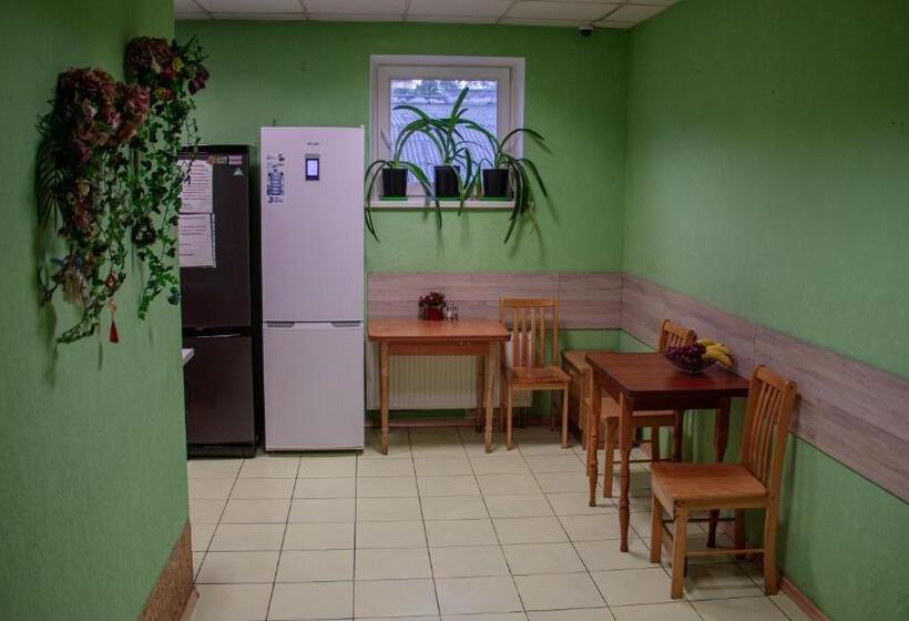 هاستل Arcobaleno Home