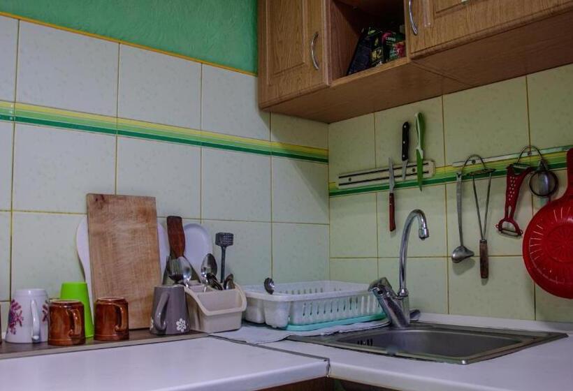 هاستل Arcobaleno Home