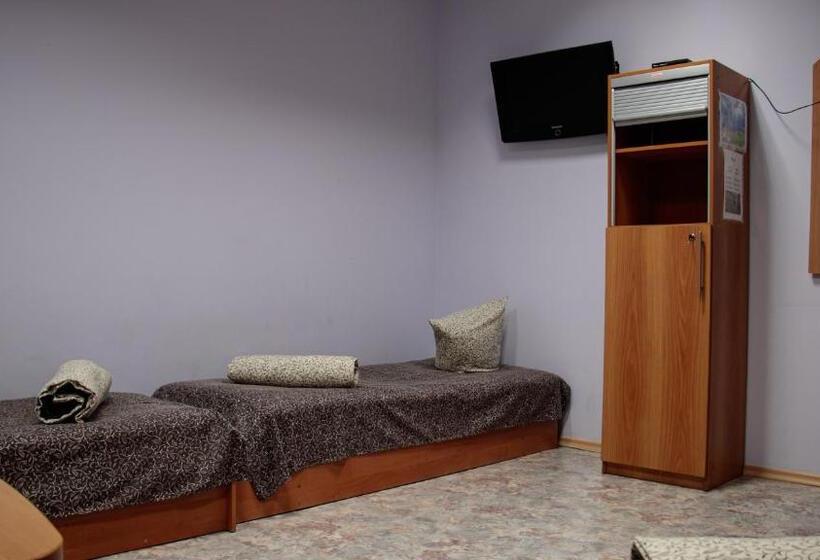 هاستل Arcobaleno Home