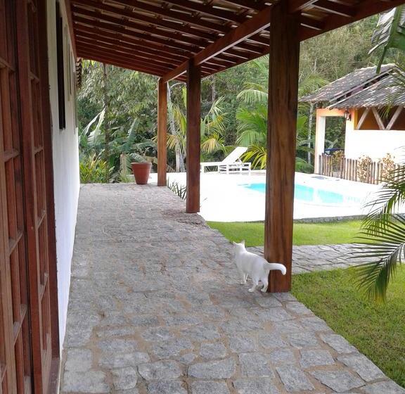 تختخواب و صبحانه Grauna Guest House