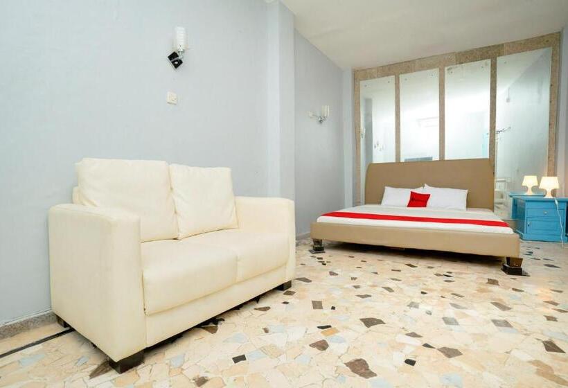 تختخواب و صبحانه Reddoorz Near Rsud Kota Mataram