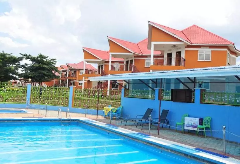هتل Country Inn Masindi