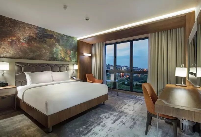 هتل Hilton Garden Inn Yalova