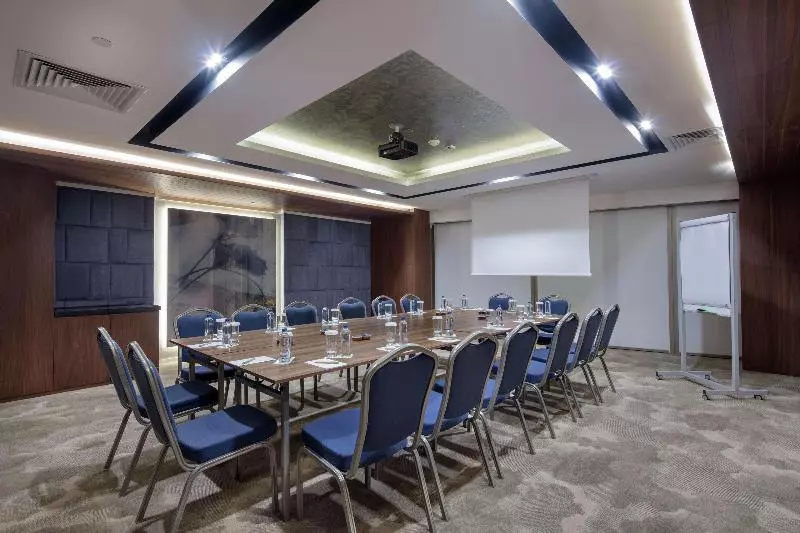 هتل Hilton Garden Inn Yalova