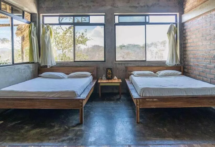 Hotelli Hush Maderas