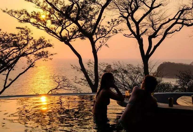 Hotelli Hush Maderas