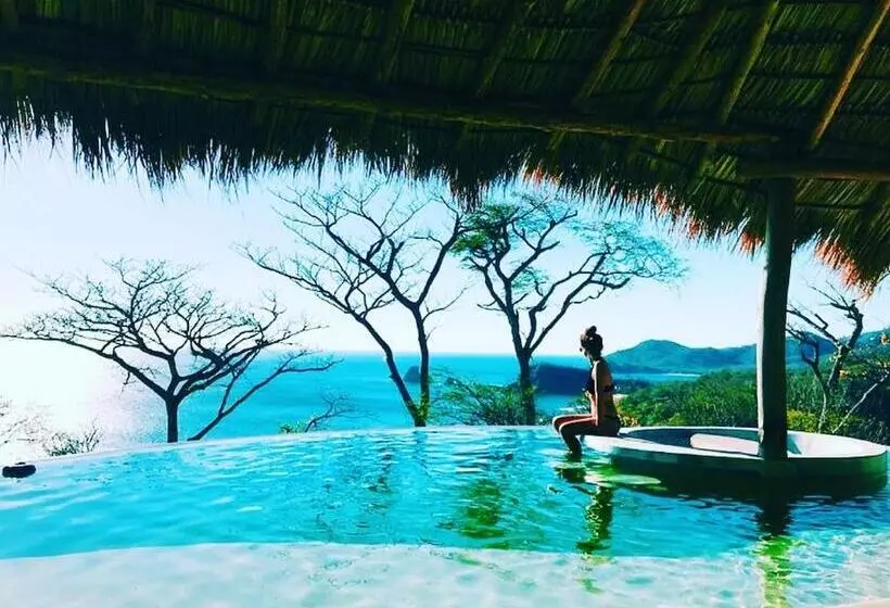 Hotelli Hush Maderas