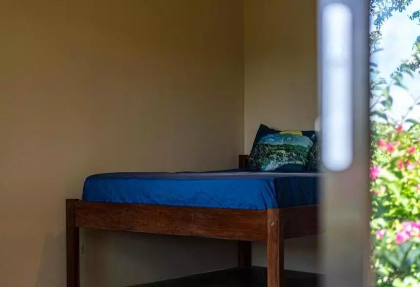 Hotelli Hush Maderas