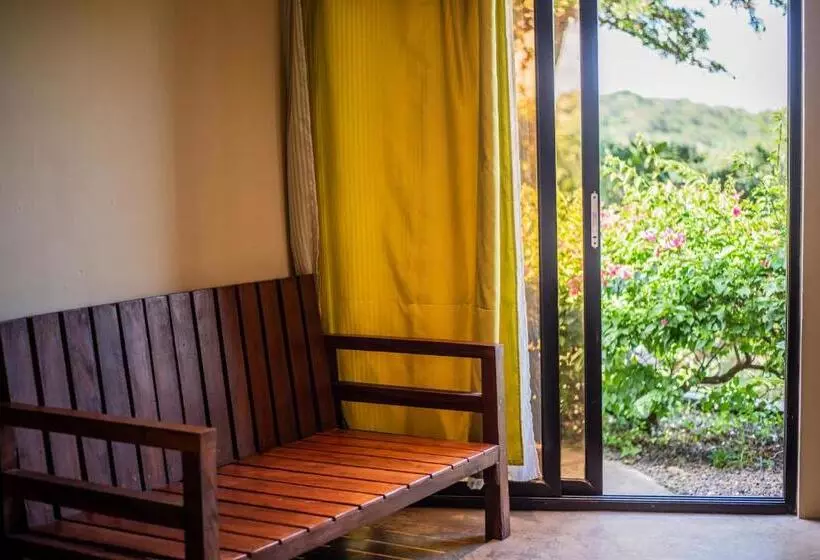 Hotelli Hush Maderas