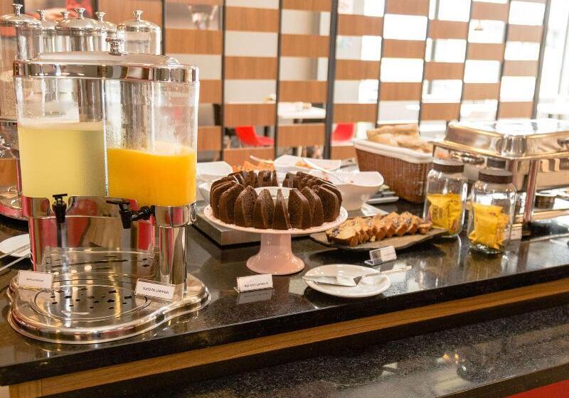 Otel Ibis Budget Lorena  Circuito Da Fe