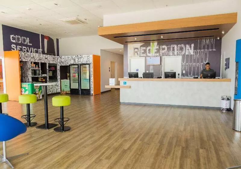 ホテル Ibis Budget Lorena  Circuito Da Fe