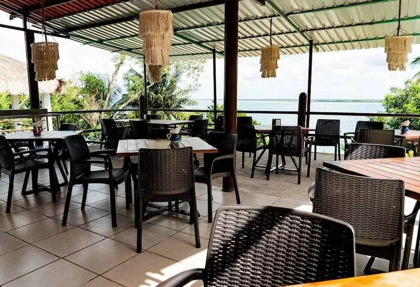 Hotelli Pancho Villas Bacalar