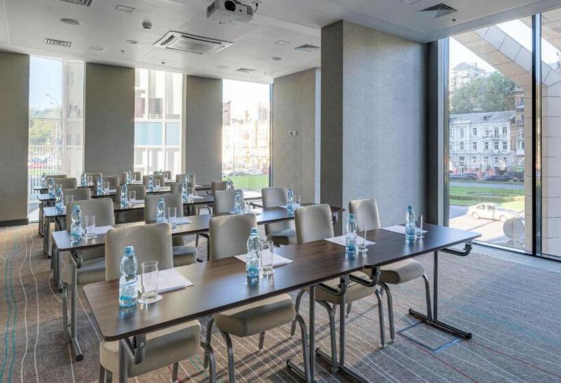 Sky Loft Hotel Kyiv By Rixwell International