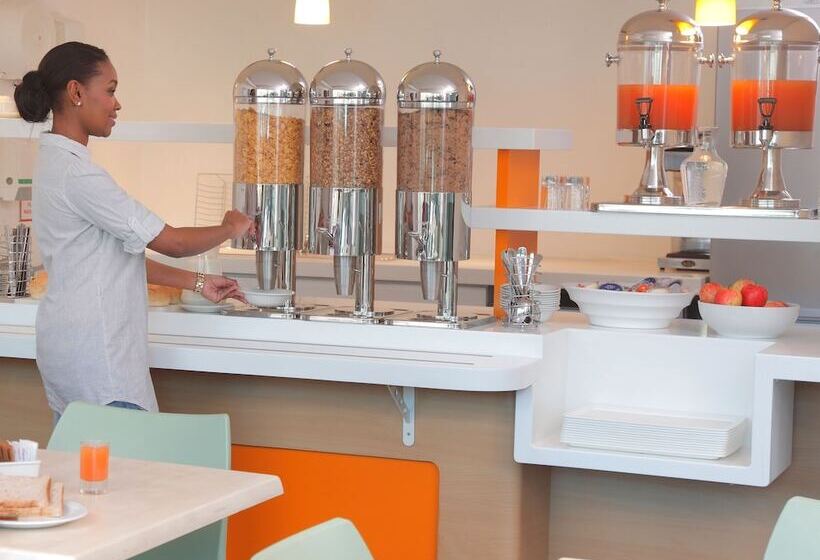 فندق Sun1 Port Elizabeth