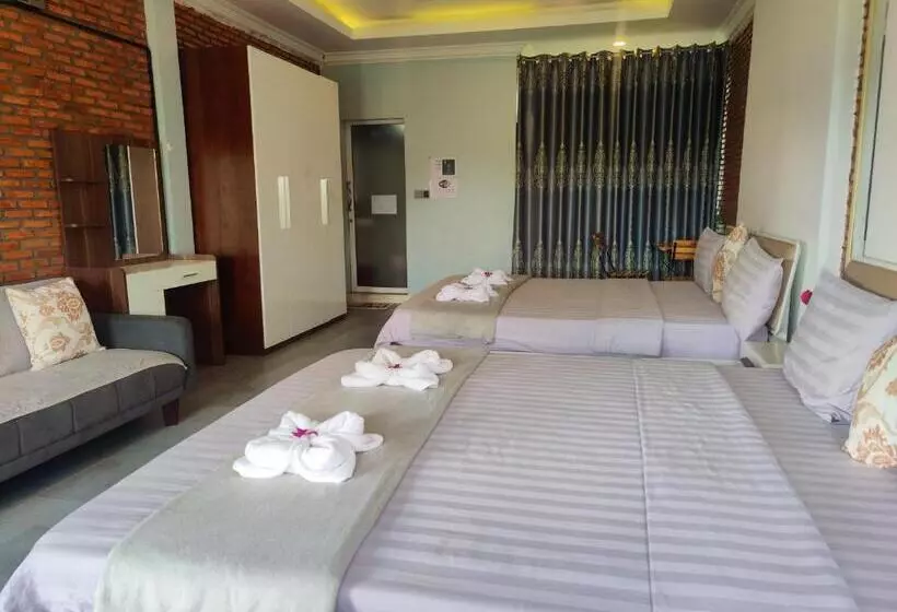 استراحتگاه Sanssouci Kep