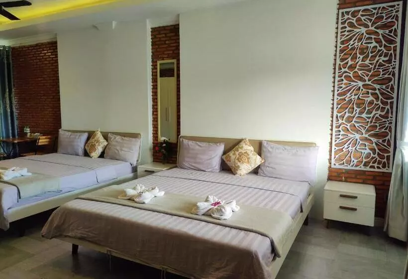 استراحتگاه Sanssouci Kep