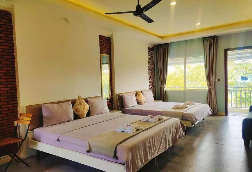 استراحتگاه Sanssouci Kep