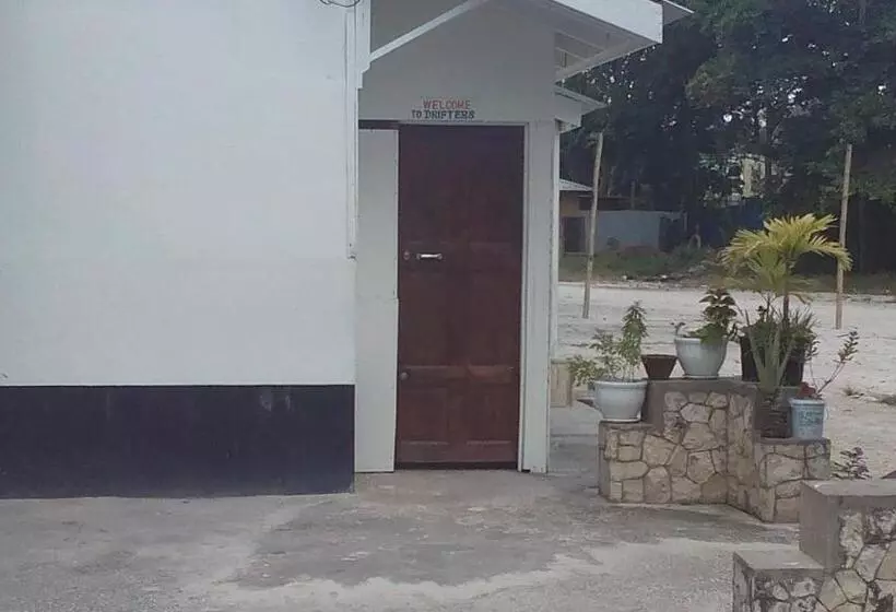 هاستل Drifters@one Mile