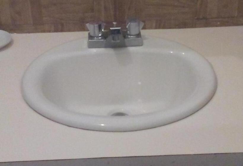 هاستل Drifters@one Mile