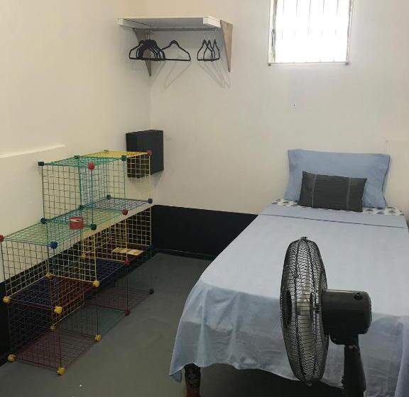 هاستل Drifters@one Mile