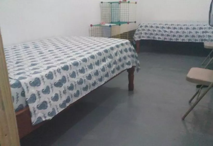 هاستل Drifters@one Mile