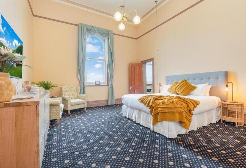 住宿加早餐  Clocktower Suites